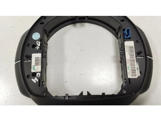 Мултифункционный включатель управления / ручка