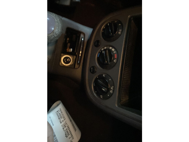 Блок управления климат-контролем 1688302285 Mercedes-Benz A W168