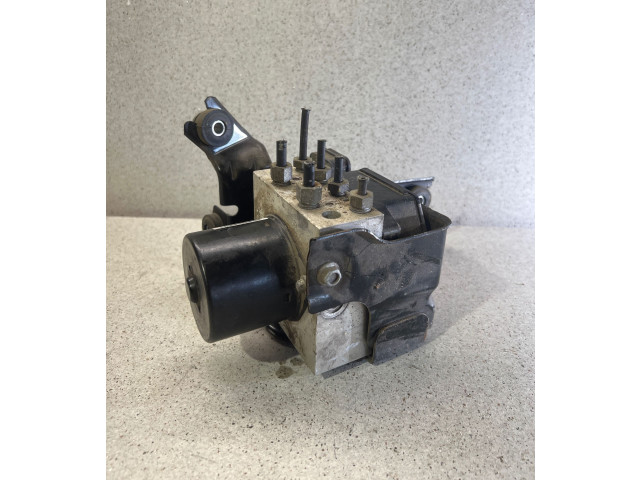 Блок АБС 13332549, 16817014 BMW X3 E83 2003 - 2010 года