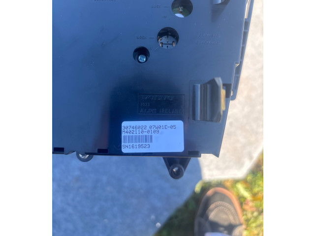 Блок управления климат-контролем 30746022, 07W01E05 Volvo V70