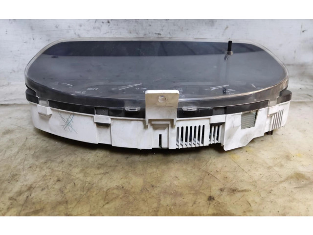 Панель приборов MR308409 Mitsubishi Carisma