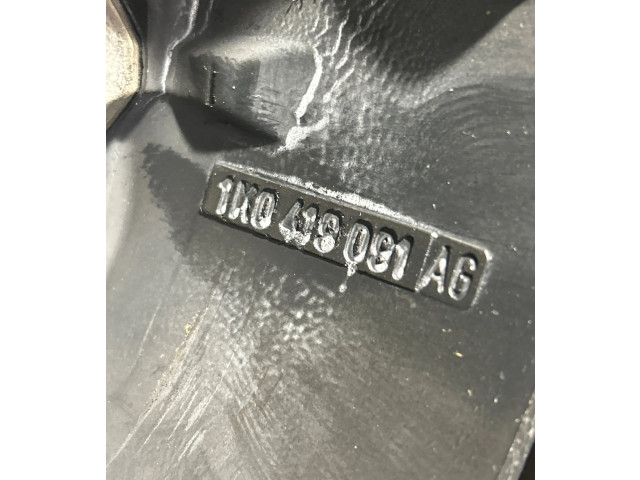 Volant Volkswagen Caddy 2006 1K0419091AG