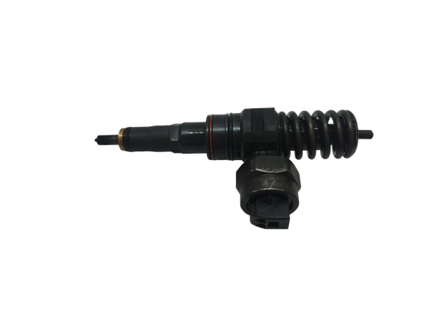 Форсунка 038130073J, 0414720015    Skoda Fabia Mk1 (6Y)  ATD 