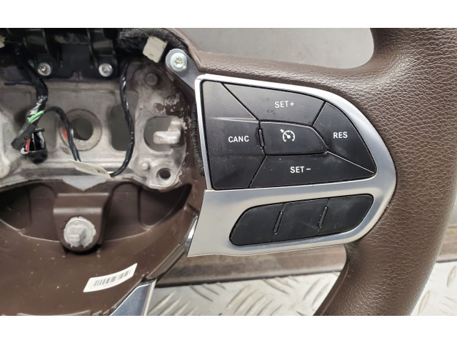 Volant Chrysler Pacifica 2020