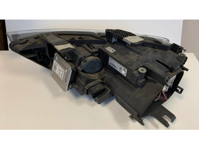 Передняя фара  