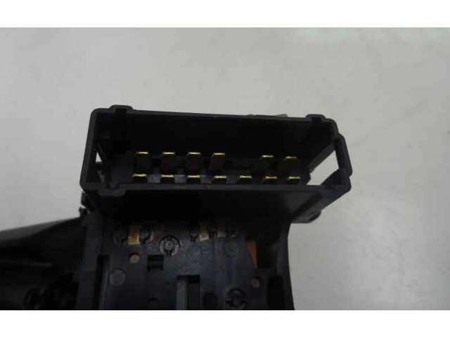 Ручка стеклоочистителей 255675128R Dacia Duster