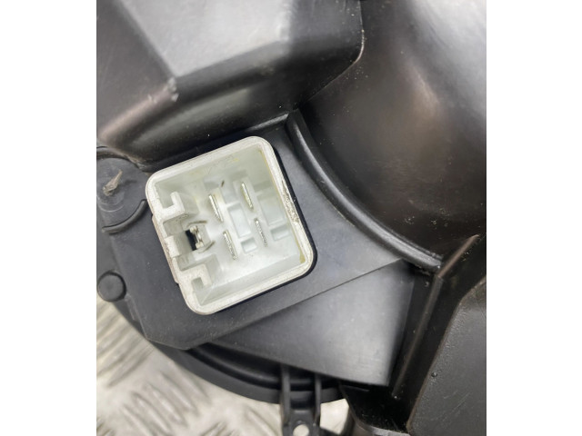 Вентилятор печки    LHD28417, LHD86577   Volvo V70