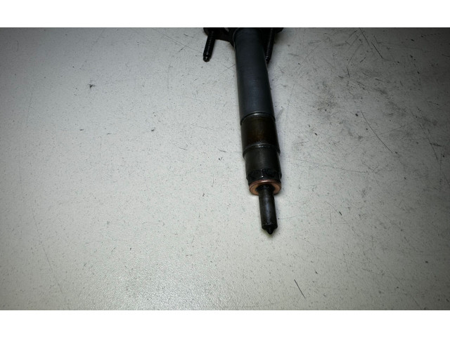 Форсунка 0445110078, 8658352    Volvo V70   