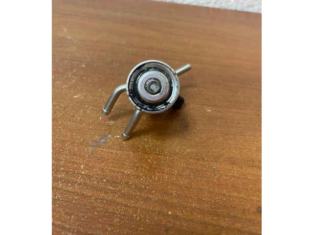 Vstřikovač A0004904100   Mercedes-Benz GLC X253 C253     