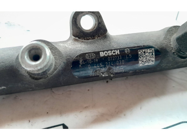 Топливная рампа 7787164, 0445214030   BMW 3 E46 2.0 