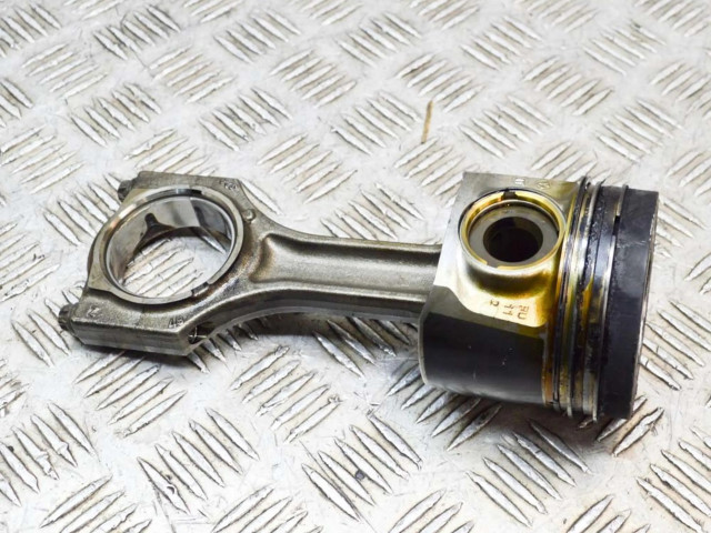 Píst 8508023, 8598757 BMW 5 G30 G31 pro naftový motor 3.0 B57 D30 A