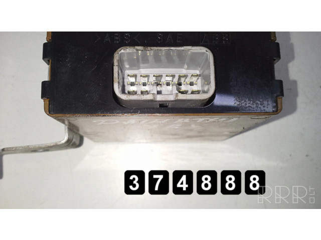 Блок управления двигателя 1300b89702974138978097402 Daihatsu YRV