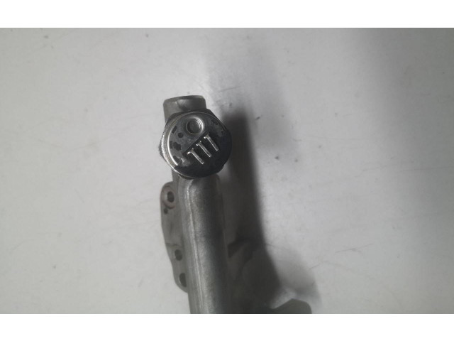 Vstřikovací lišta 7639979 BMW 5 G30 G31