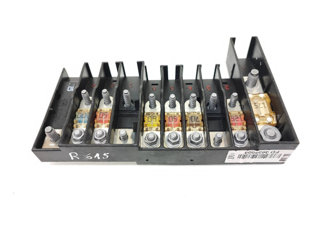 Блок предохранителей 7H6970187FD   Volkswagen Transporter - Caravelle T5      