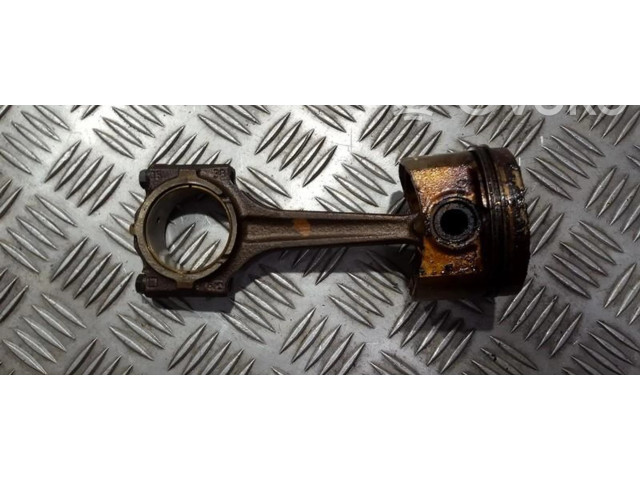 Píst Fiat Punto (176) pro benzínový motor 1.2