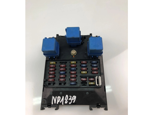 Блок предохранителей 0627001 Nissan Pathfinder R50