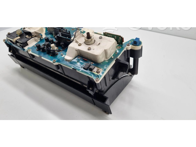 Přístrojová deska Audi 80 90 B2 1981 81117434, 857919105