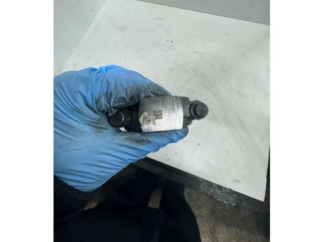  Поршень с шатуном  051174  Volkswagen Transporter - Caravelle T5  