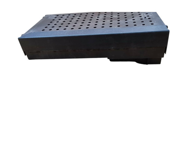 Блок предохранителей 30679527, 04W122 Volvo XC90