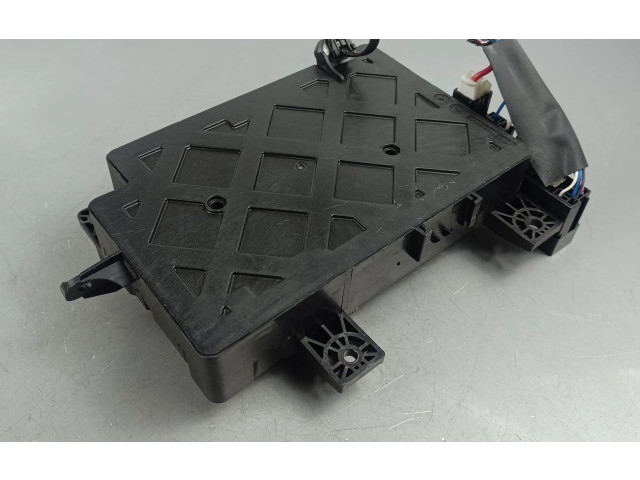 Блок комфорта 8637B690 Mitsubishi Outlander