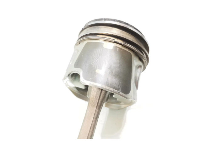 Píst Ford Fiesta KVJA