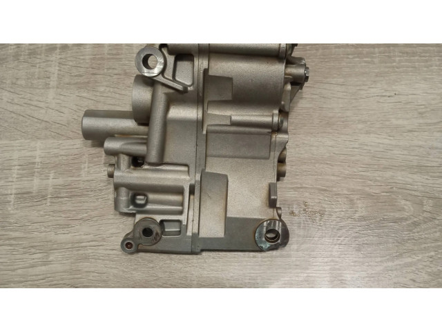 Масляный насос 7551004 BMW 5 E60 E61 3.0