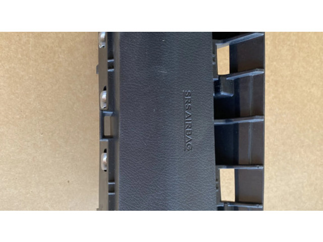 Подушка безопасности для колен 0589P1000369 Lexus NX