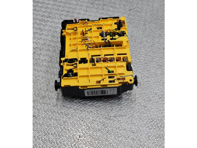 Блок предохранителей 9804848580 Citroen Berlingo