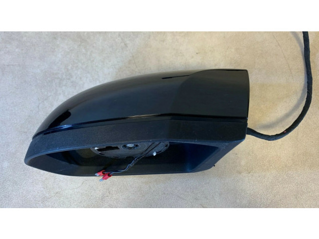 Пластиковая отделка зеркала