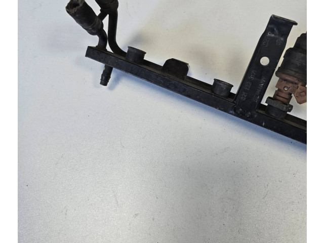 Топливная рампа 021133317j, 0280150953 Volkswagen Golf III