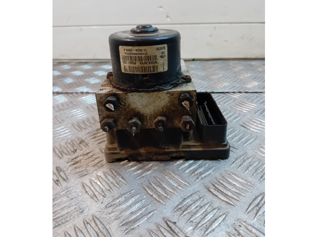 Блок АБС 8671224, P08671223 Volvo V70 2000 - 2004 года