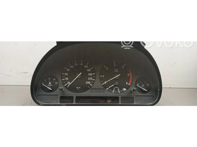 Přístrojová deska BMW 5 E39 1997 62116906122, 110008784