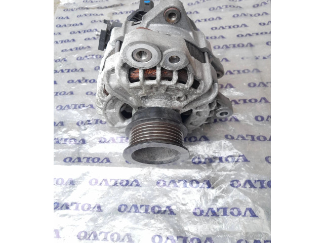 Генератор 30659580, 0125812009   Volvo V70      