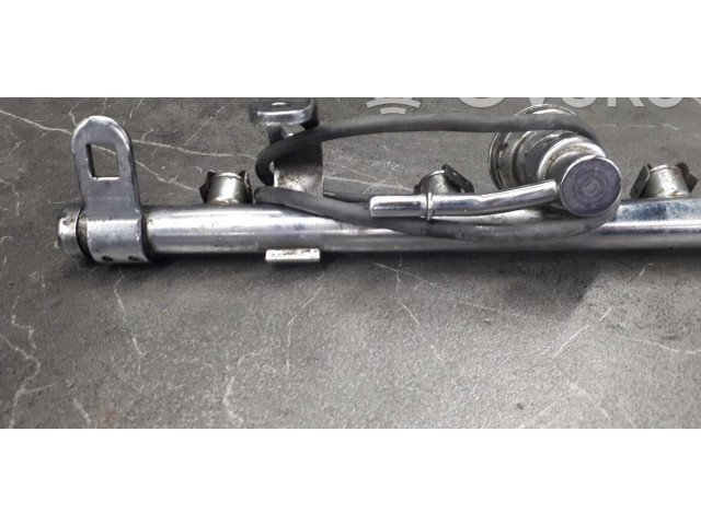 Топливная рампа 04891337AB Mini One - Cooper R50 - 53