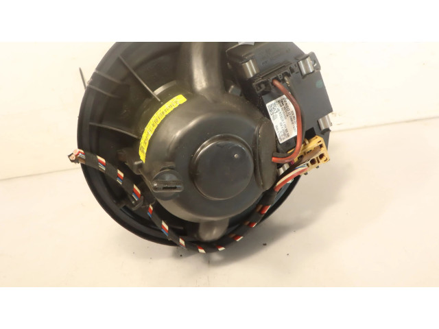 Вентилятор печки F995743Q Volkswagen Touran I