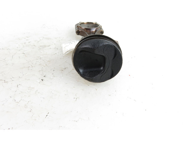  Поршень с шатуном BLR   Audi A3 S3 8P  