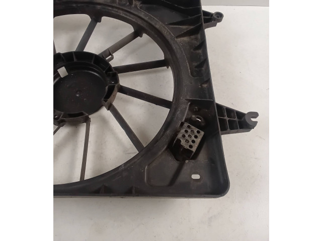 Вентилятор радиатора     0130307107, 8200765566    Dacia Logan I 