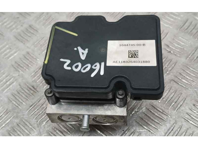 Блок АБС 1044745 Tesla Model 3 2017 - года