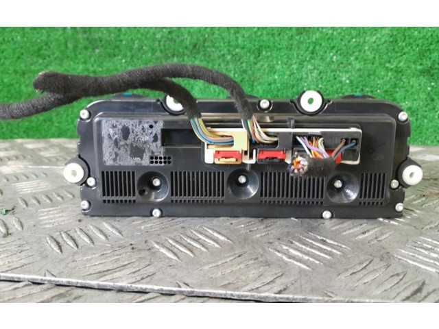 Блок управления климат-контролем    Volkswagen Touran I