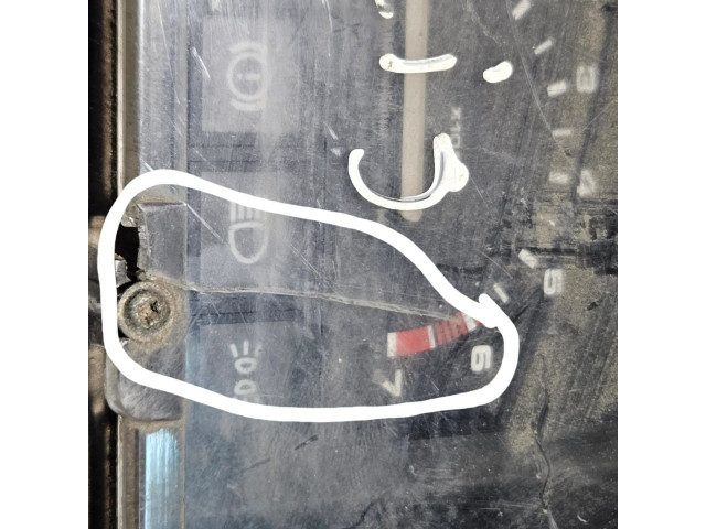 Přístrojová deska Ford Fiesta 1986 84FB10848CB