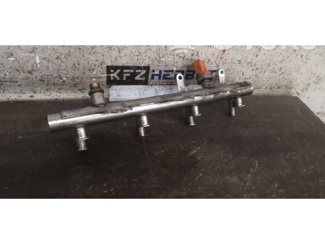 Топливная рампа 06J133317M, 0261545114 Audi A4 Allroad для двигателя CDHB