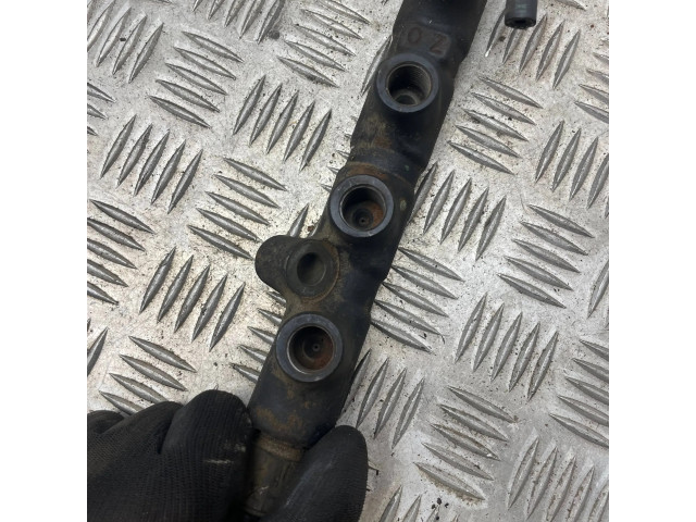 Топливная рампа 8945812010 Toyota RAV 4 (XA20) 2.0