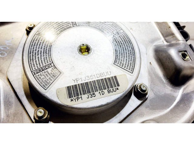 Подушка безопасности водителя YP1J351DBUU   Mercedes-Benz A W168