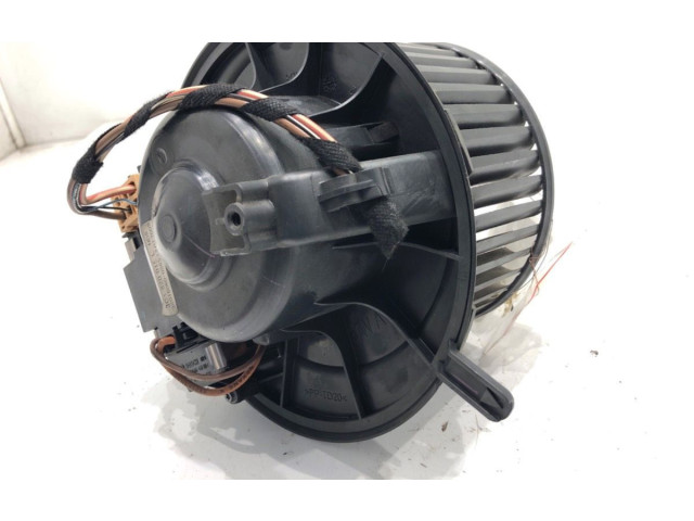 Вентилятор печки 3C1820015L Skoda Superb B6 (3T)