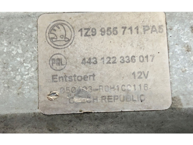 Моторчик заднего дворника 1Z9955711    Skoda Octavia Mk2 (1Z)