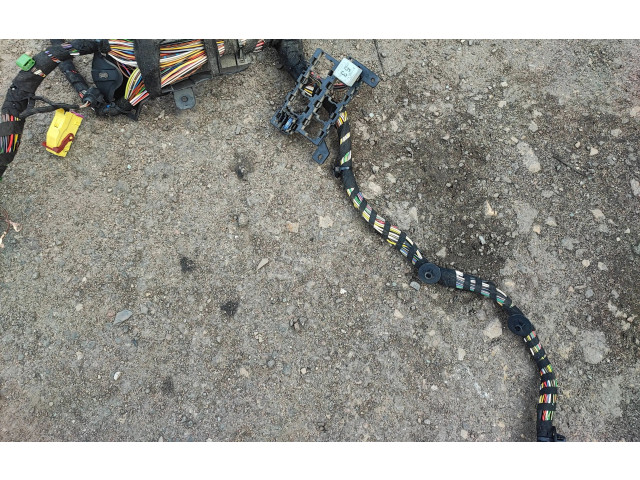 Pojistková skříňka 7H0971727F Volkswagen Transporter - Caravelle T5 2007