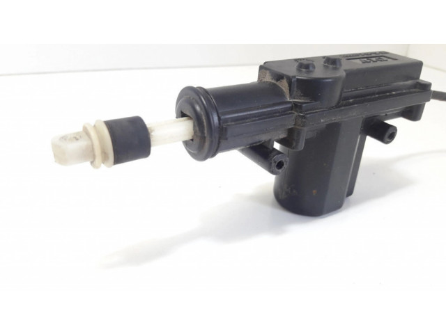 Двигатель центрально замка