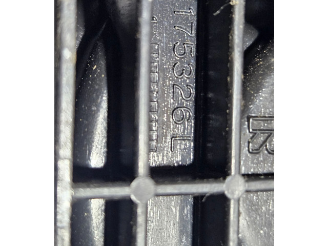 Ручка стеклоочистителей 175326L Mitsubishi Colt