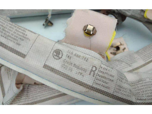 Боковая подушка безопасности 5l6880742   Skoda Yeti (5L)