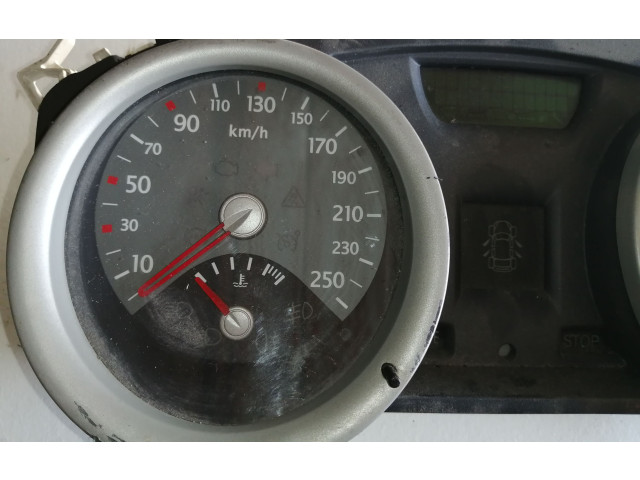 Přístrojová deska Renault Megane II 2005 8200292049